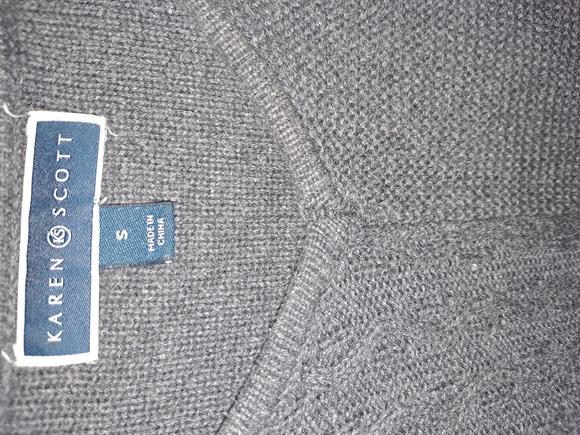 Karen Scott Gray 2 Knit V Neck Sweater Size Small - Picture 2 of 5